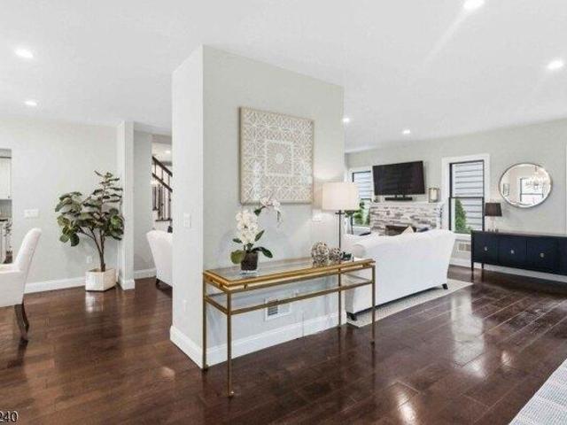 House for sale in Glen Rock, New Jersey