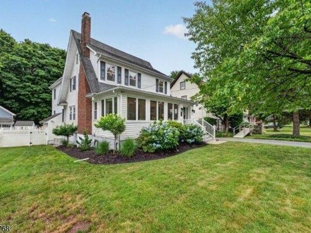 House for sale in Glen Rock, New Jersey