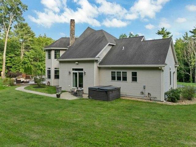 House for sale in New Hampshire