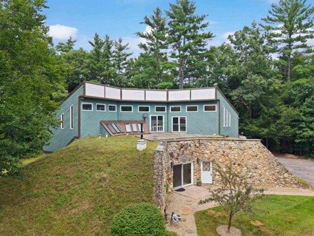 House for sale in New Hampshire