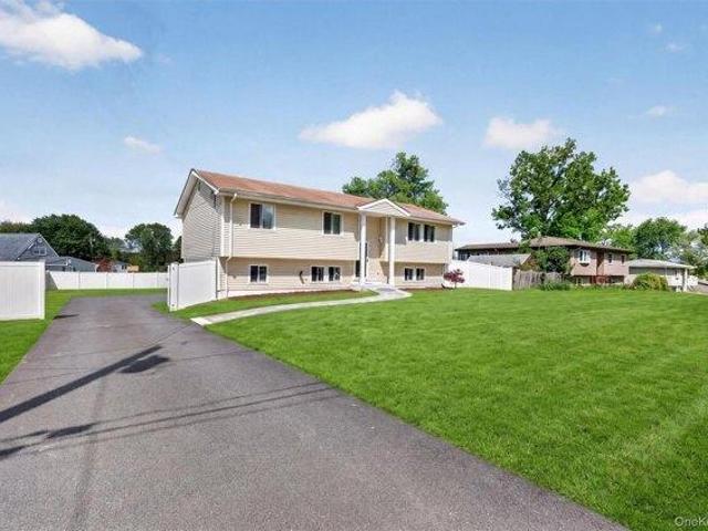 House for sale in Goshen, New York
