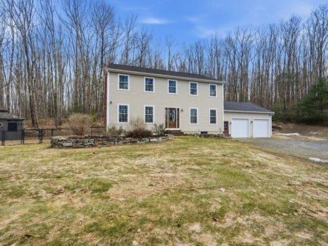 House for sale in Hampden, Massachusetts