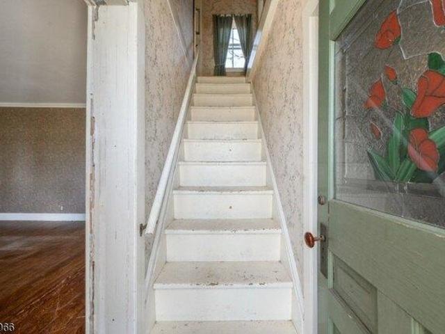 House for sale in Springdale, Warren Township