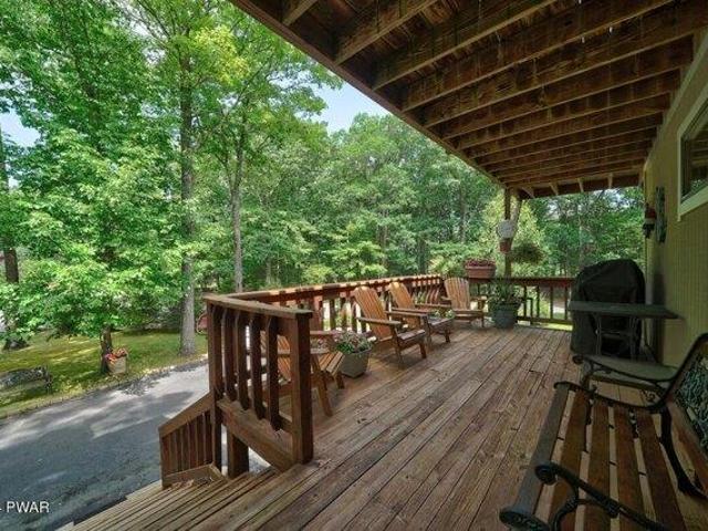 House for sale in Greentown, Pennsylvania