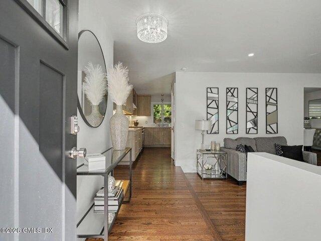 House for sale in Mianus, Greenwich