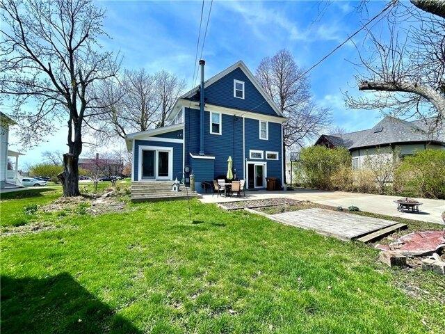 House for sale in Grinnell, Iowa