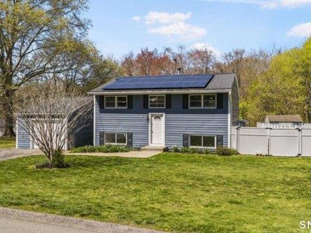 House for sale in Groton, Connecticut