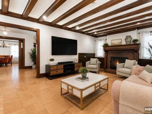 House for sale in Hackensack, New Jersey