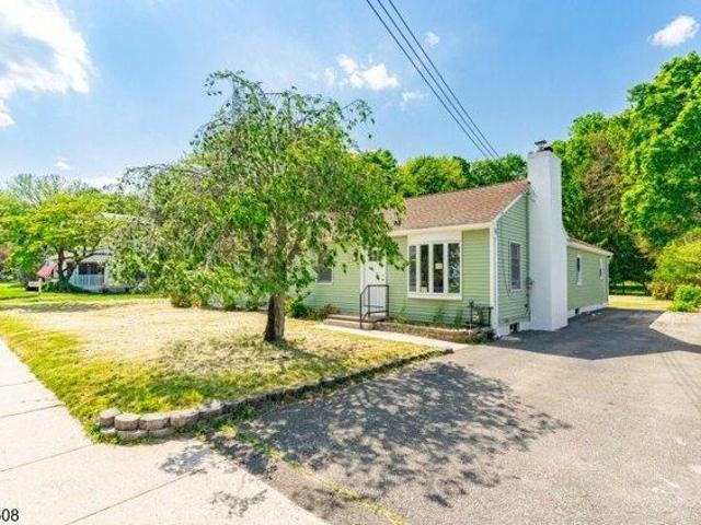 House for sale in Hackettstown, New Jersey