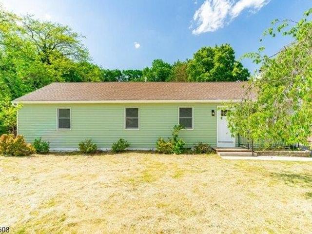 House for sale in Hackettstown, New Jersey