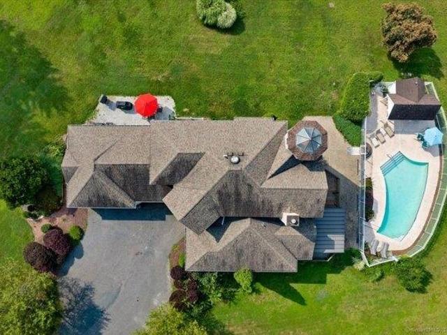 House for sale in Rock Landing, Haddam