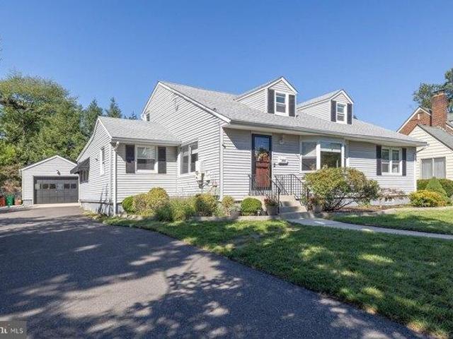 House for sale in West Haddonfield, Haddonfield