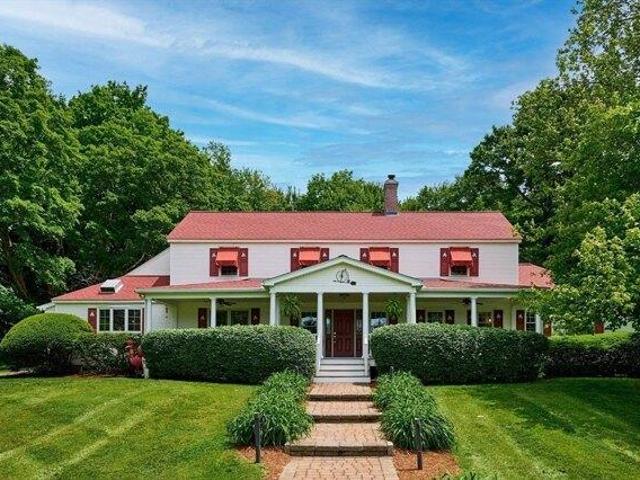 House for sale in Hadley, Massachusetts