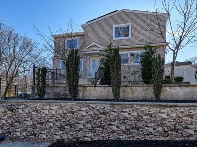 House for sale in Passaic, New Jersey