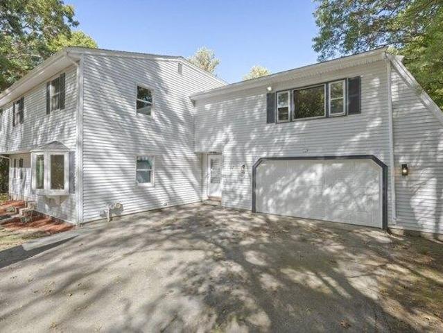 House for sale in Halifax, Plymouth County
