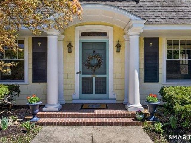 House for sale in Hamden, Connecticut