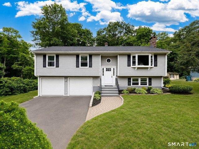 House for sale in Hamden, Connecticut