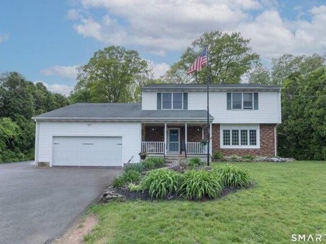House for sale in Hamden, Connecticut