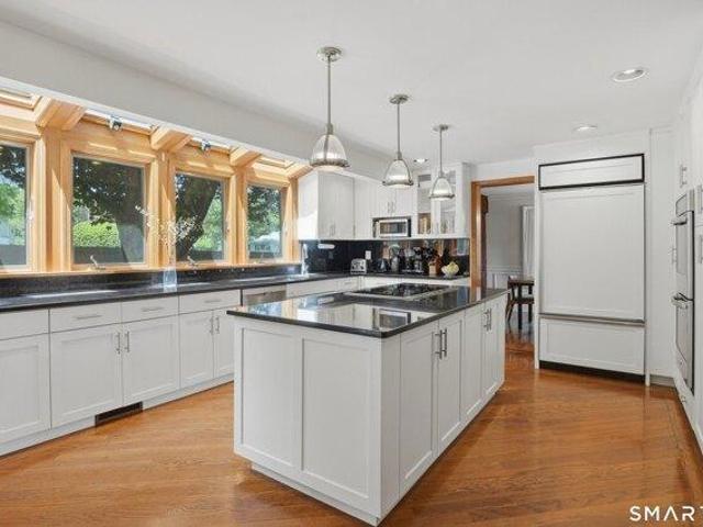 House for sale in Hamden, Connecticut