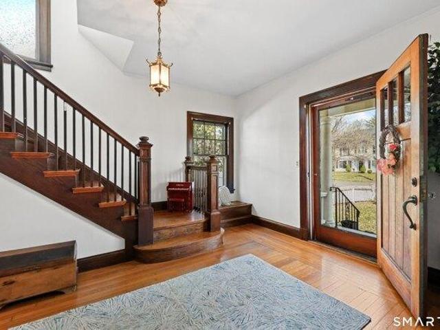 House for sale in Hamden, Connecticut