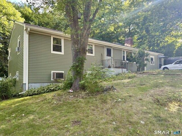 House for sale in Hamden, Connecticut