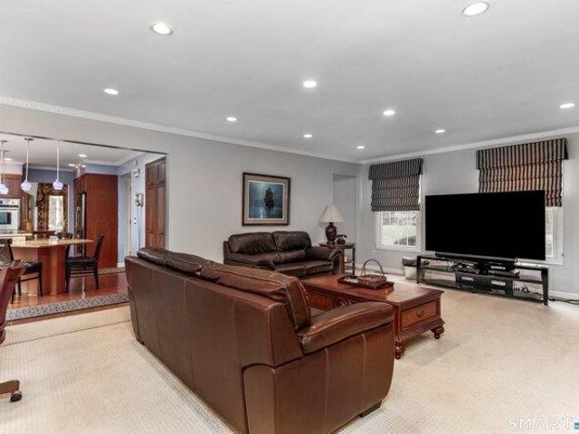 House for sale in Hamden, Connecticut