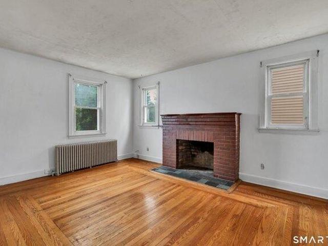House for sale in Hamden, Connecticut