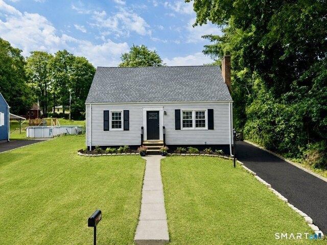 House for sale in Hamden, Connecticut