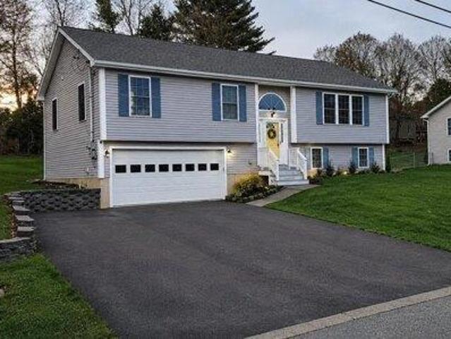 House for sale in Hampden, Maine