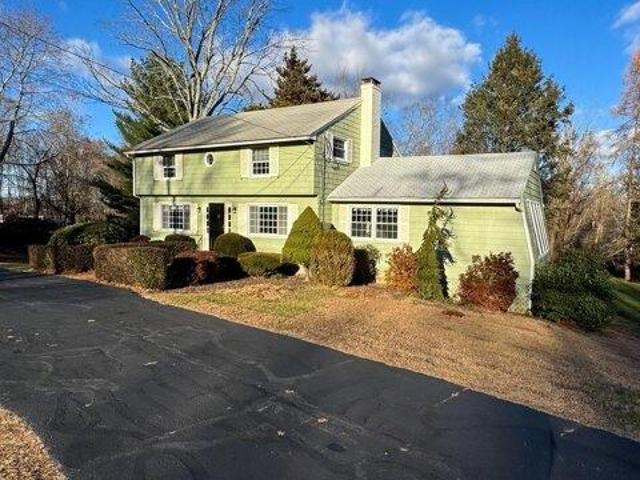 House for sale in Hampton, Connecticut