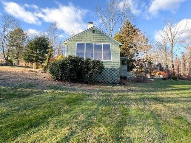 House for sale in Hampton, Connecticut