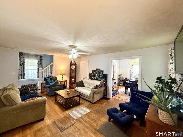 House for sale in Hampton Hill Historic District, Hampton