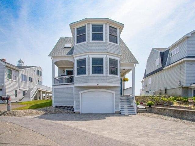 House for sale in New Hampshire