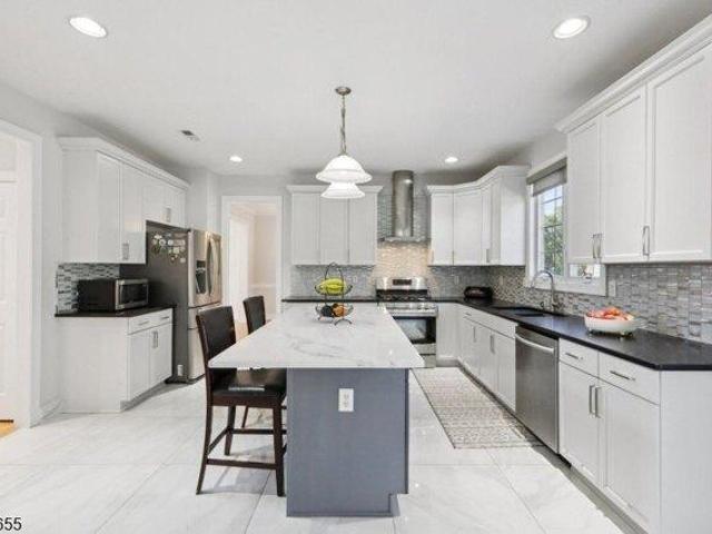 House for sale in Hampton, New Jersey