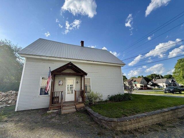 House for sale in Downtown Hardwick Village Historic District, Hardwick
