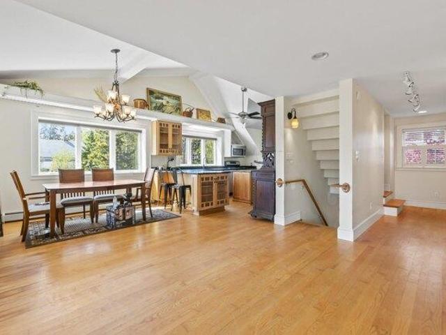 House for sale in Bailey Island, Maine