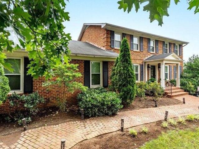 House for sale in Virginia