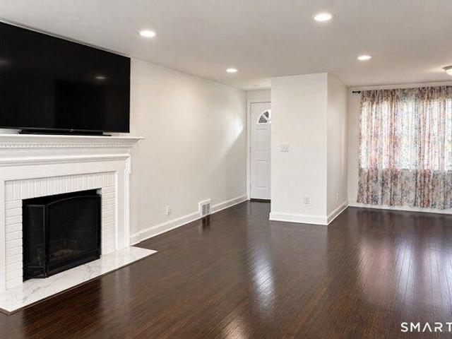 House for sale in Hartford, Capitol Planning Region