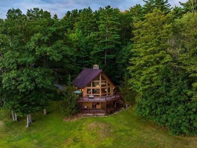 House for sale in Plantsville, Vermont