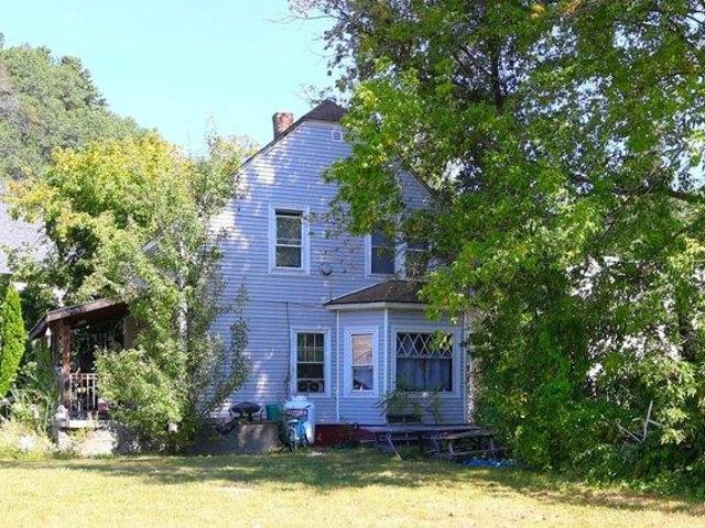 House for sale in Plantsville, Vermont