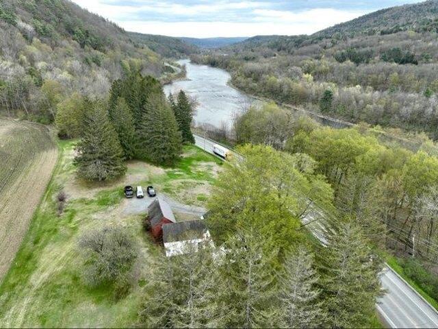 House for sale in Plantsville, Vermont