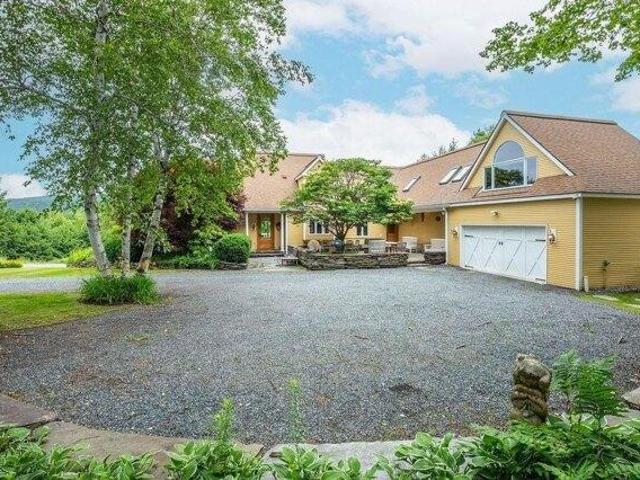 House for sale in Plantsville, Vermont