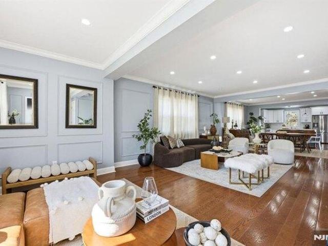 House for sale in Hasbrouck Heights, New Jersey