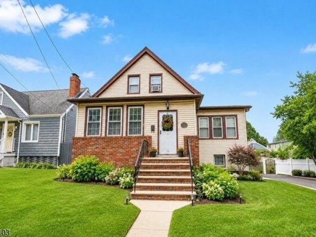 House for sale in Hasbrouck Heights, Bergen County