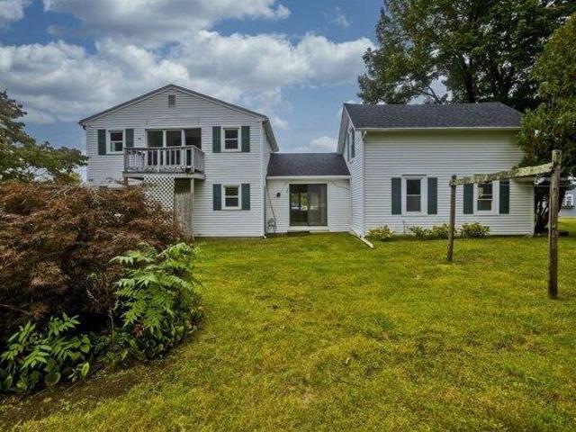 House for sale in Hatfield, Hampshire County
