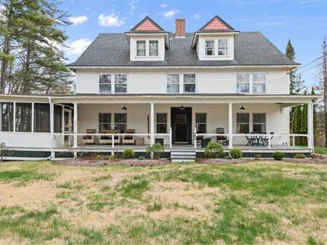 House for sale in New Hampshire
