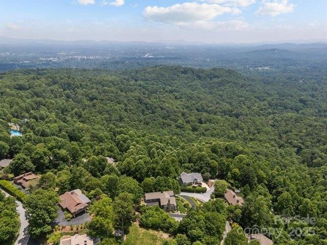 House for sale in Hendersonville
