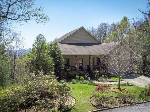 House for sale in Hendersonville