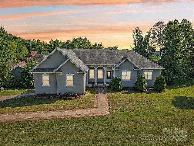 House for sale in Hendersonville