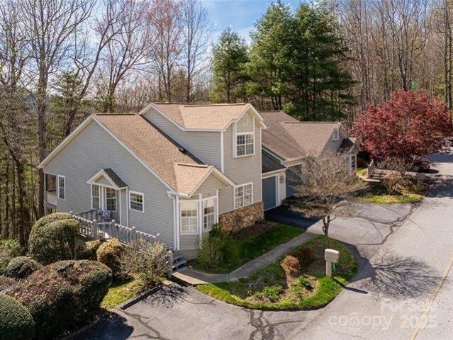 House for sale in Hendersonville